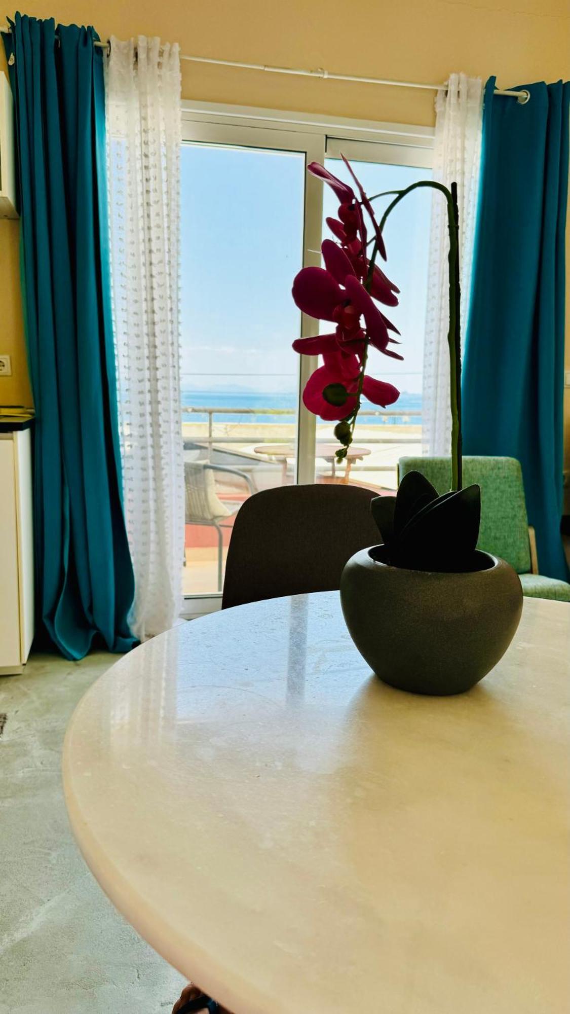 Ocean Eyes Apartment อิปโซส ภายนอก รูปภาพ